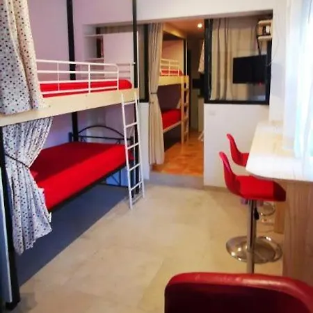 Casa Marina Hostel